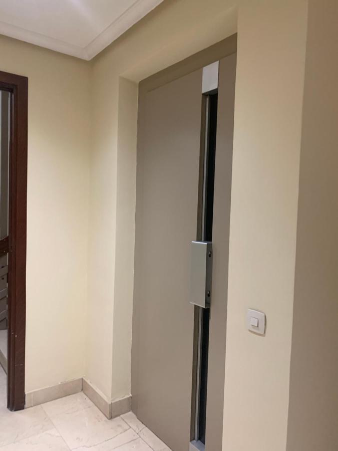 Apartamento Deluxe, 4 Habitaciones, Parking Madrid Exterior photo