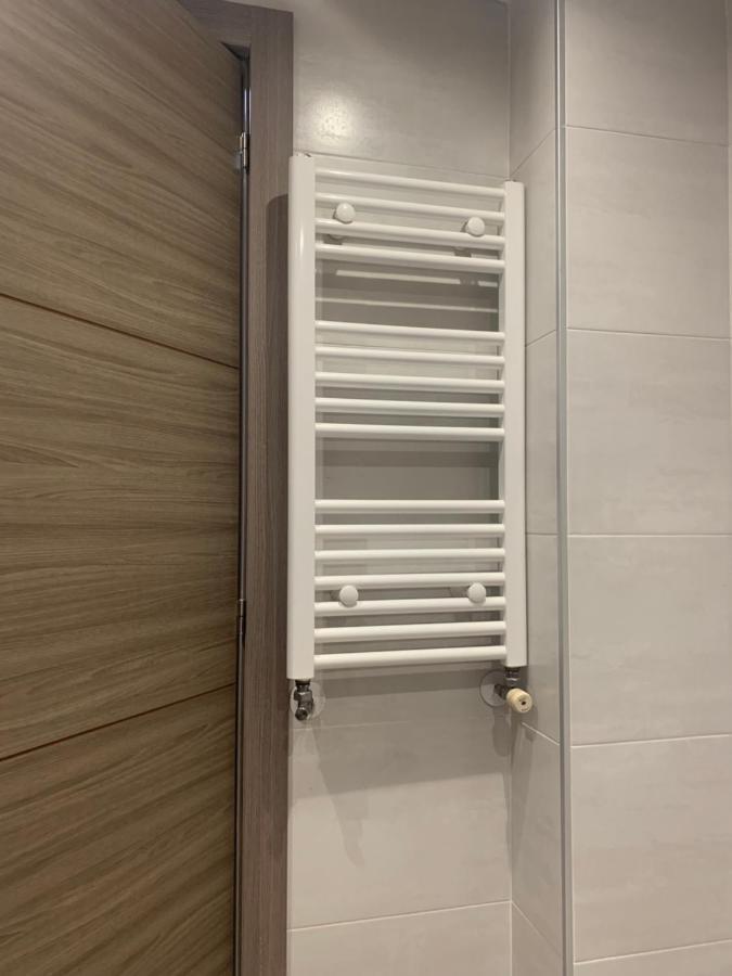 Apartamento Deluxe, 4 Habitaciones, Parking Madrid Exterior photo
