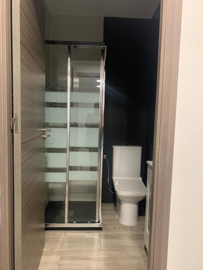 Apartamento Deluxe, 4 Habitaciones, Parking Madrid Exterior photo