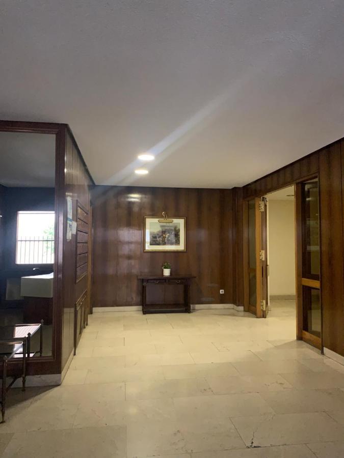 Apartamento Deluxe, 4 Habitaciones, Parking Madrid Exterior photo